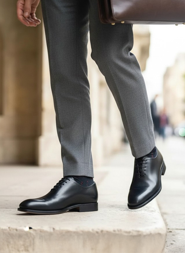 黑色一片式牛津鞋穿搭,男士商務風格