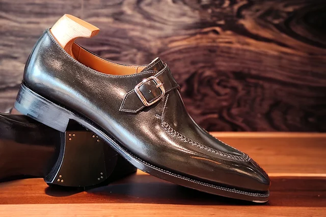 最早出現的皮鞋不是牛津鞋？